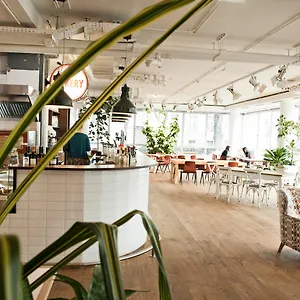 **** Отель Daniel - Smart Lifestyle Near Centre Австрия
