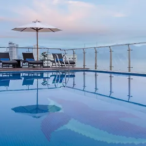 Hotel Sunny Ocean & Da Nang