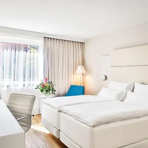 **** Отель Nh Vienna Airport Conference Center Австрия